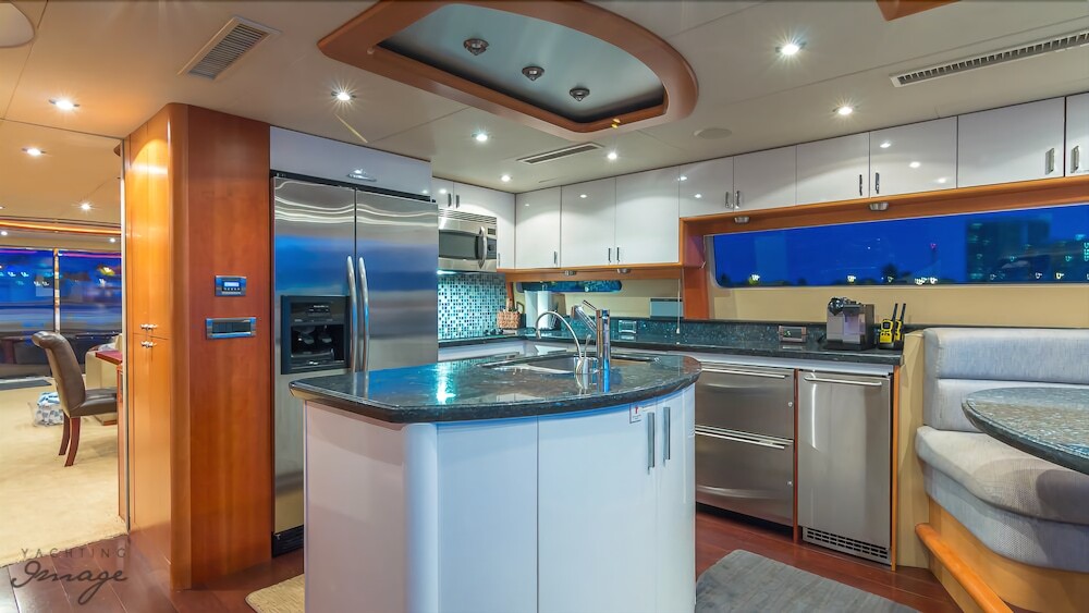 Miami Beach Luxury Yacht Charters - photo 24