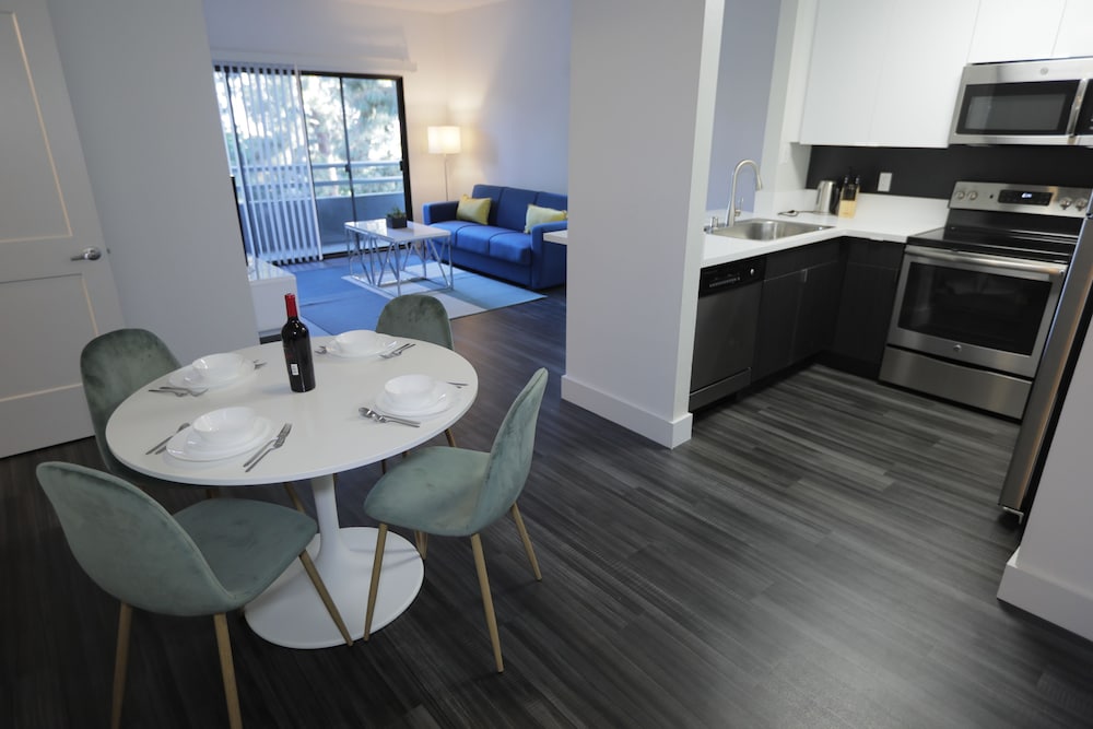 Hollywood Central Suites - photo 10