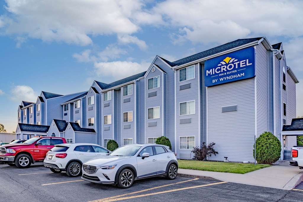 Microtel Inn & Suites by Wyndham Plattsburgh - featured photo