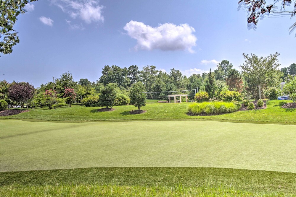 Resort Amenities & Screened Porch: Ocean View Home - photo 34