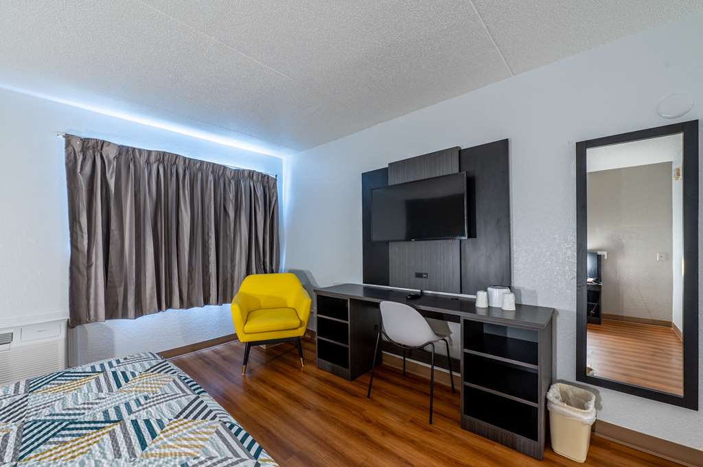 Motel 6 New Haven Branford CT - photo 14