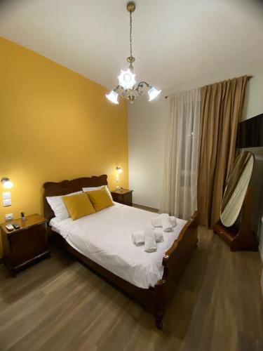 Pumpkin Room — 4-Star Luxury Hotel in Athens, Greece