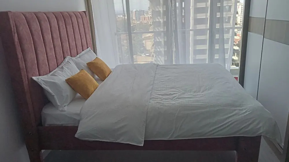 Lovella Suites Gold Park