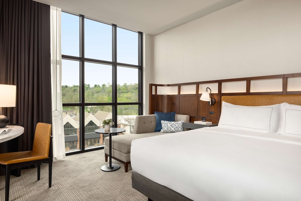 Valley Hotel Homewood Birmingham Curio Collection by Hilton - photo 15