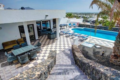 Villa Rodea — 4-Star Luxury Hotel in Playa Blanca, Spain