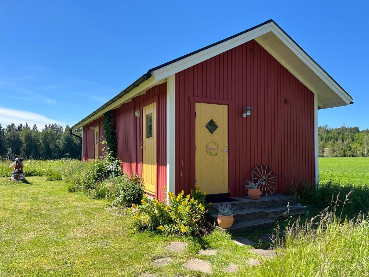 Idyllisk stuga Isaberg fri elbilsladdning — hotel in Gislaved