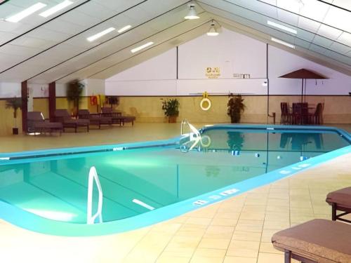 Garden Plaza Hotel - photo 3