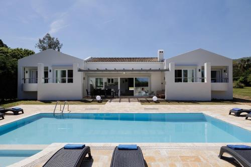 Villa Levanda — 4-Star Luxury Hotel in Corfu, Greece