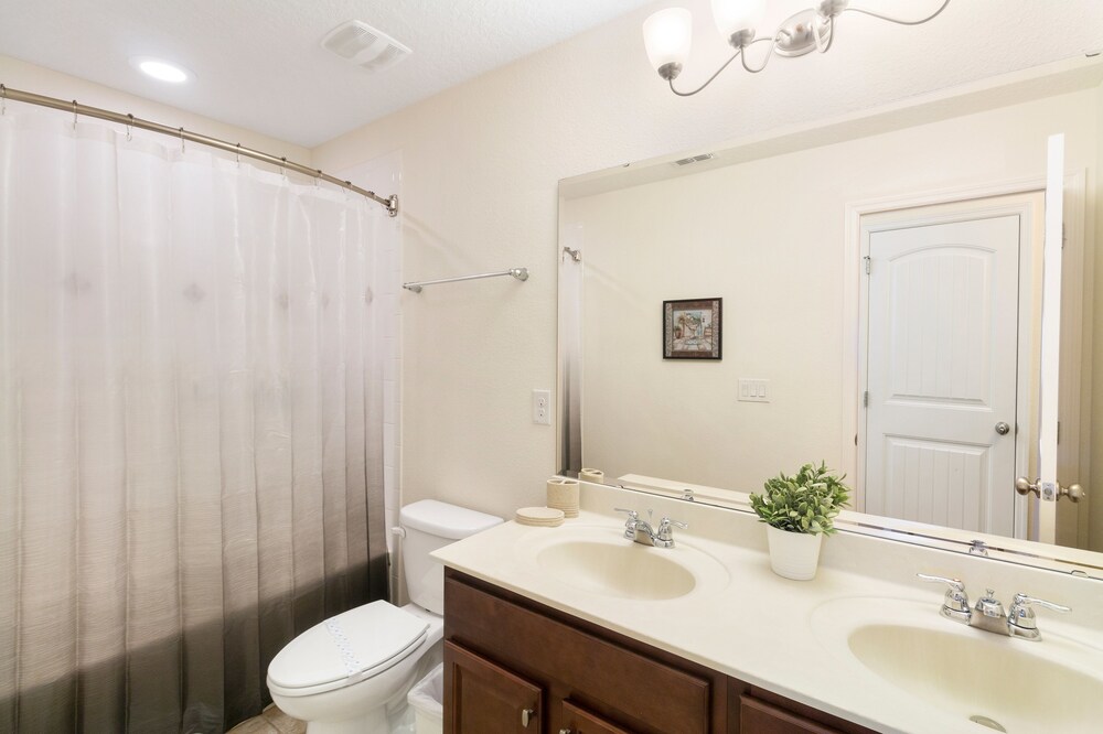 6 Bedrooms 5 Bathrooms Solterra 4193 Od - photo 36