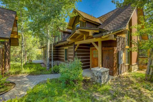 Tamarack Ski Resort Townhome Elegant Couple S Retreat Path To Chairlift Golf — Cascade