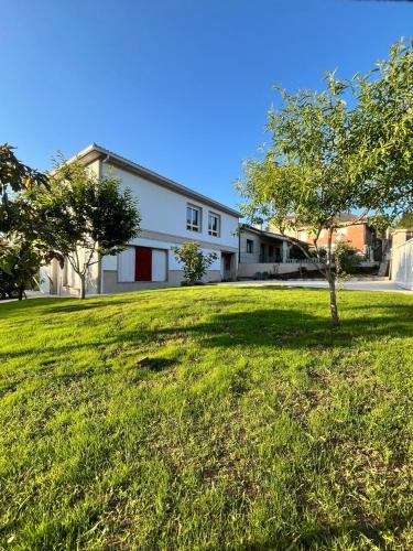 A de Carmina - carbon neutral hotel in Teo
