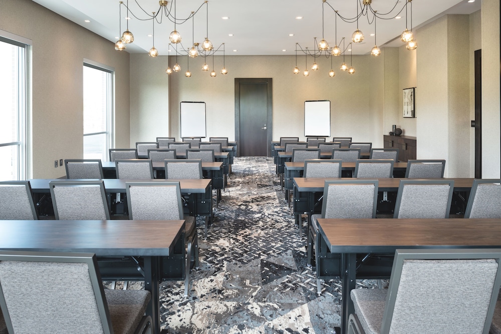 Holiday Inn Boston Logan Airport Chelsea by IHG - photo 26