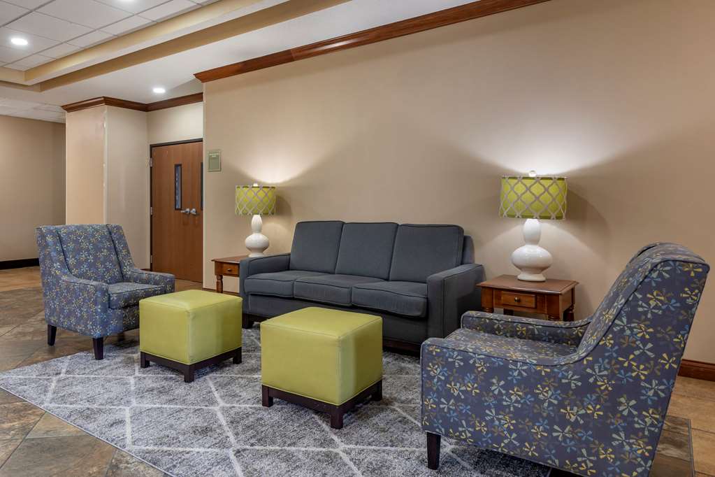 Quality Inn & Suites Rockport Owensboro North - photo 7