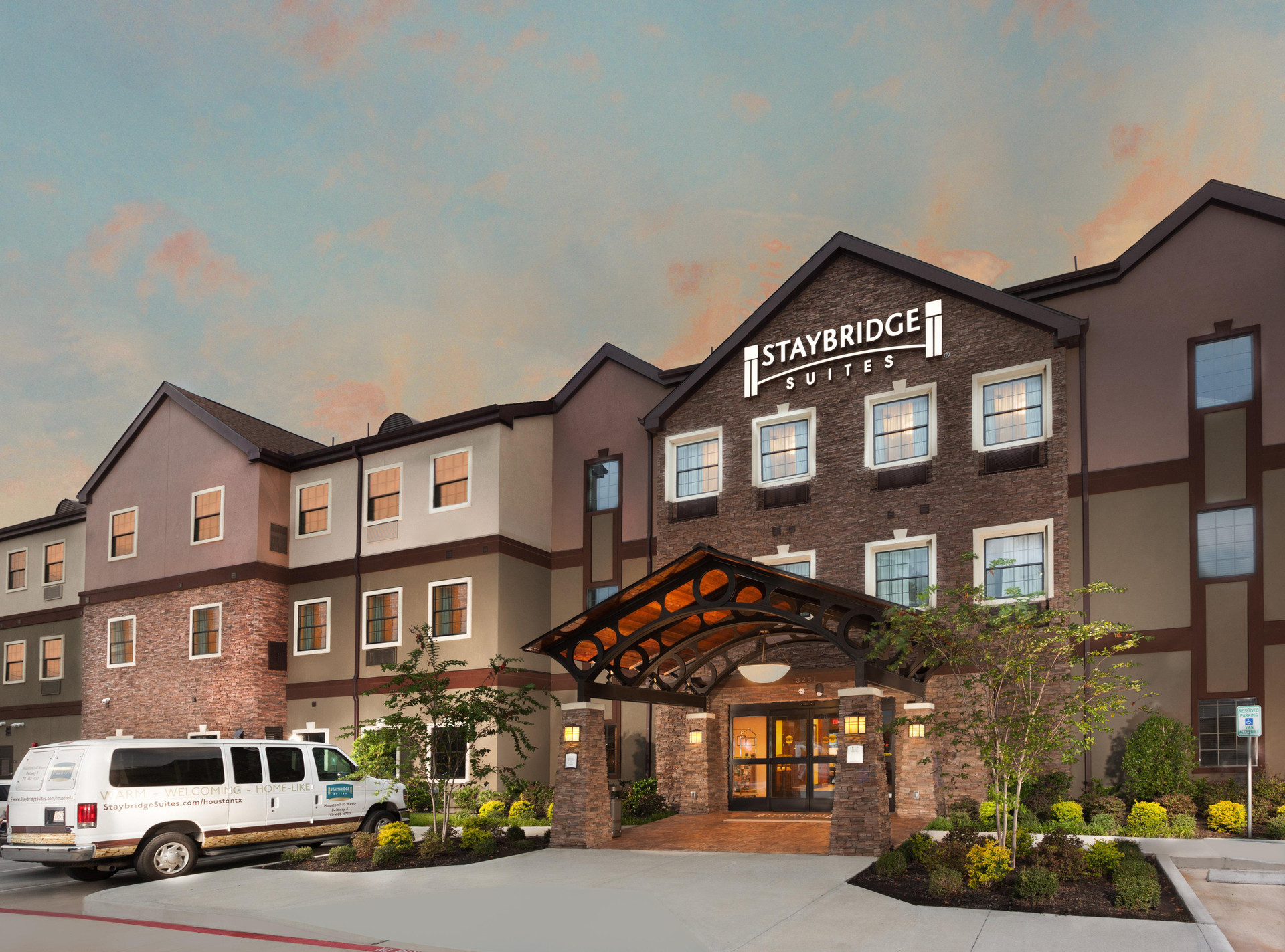 Staybridge Suites Houston I 10 West beltway 8 by IHG