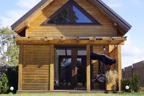 Leniwe Chaty - carbon neutral hotel in Unknown City