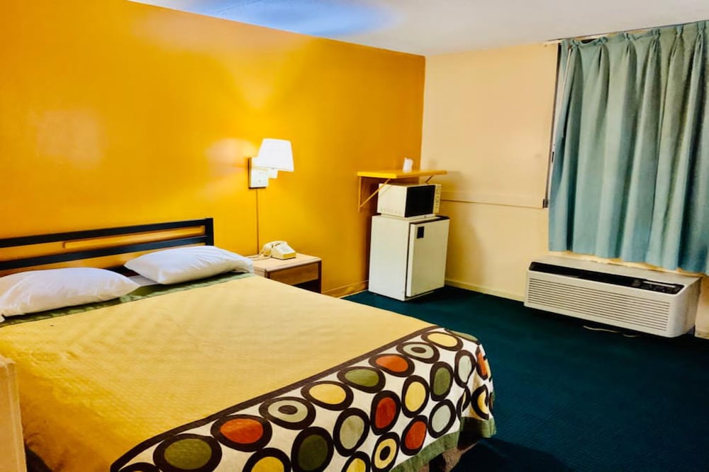 Red Carpet Inn & Suites Lima - photo 22