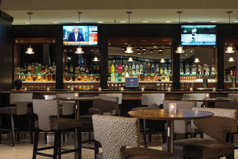 Renaissance Baltimore Harborplace Hotel - photo 37