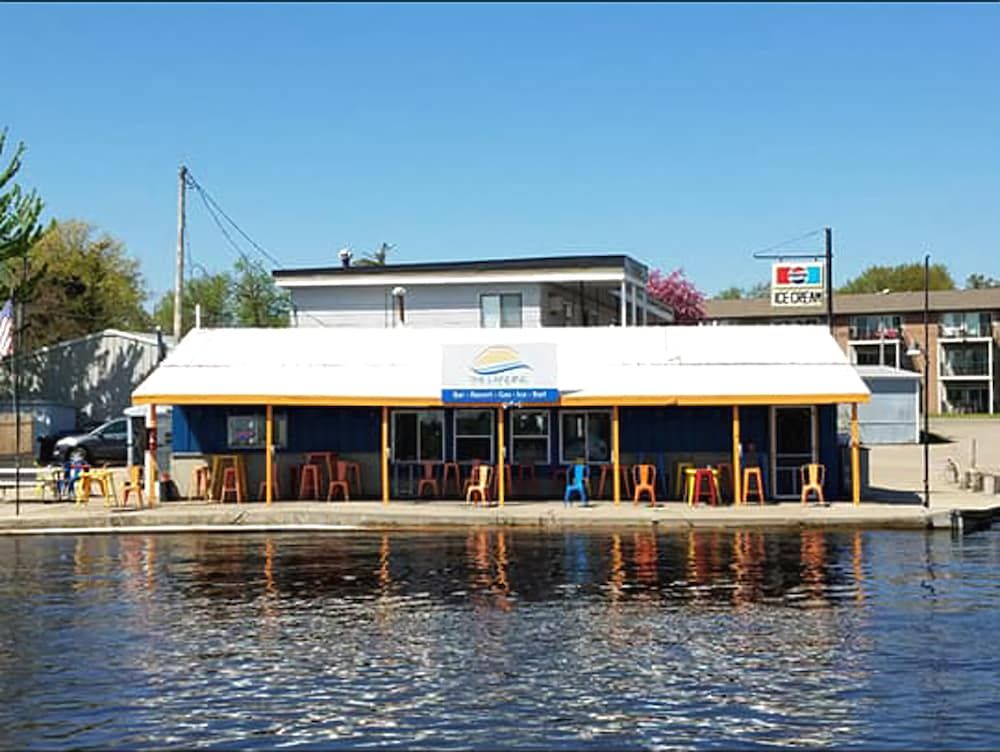 The Landing on the Wolf - last minute hotel in Winneconne