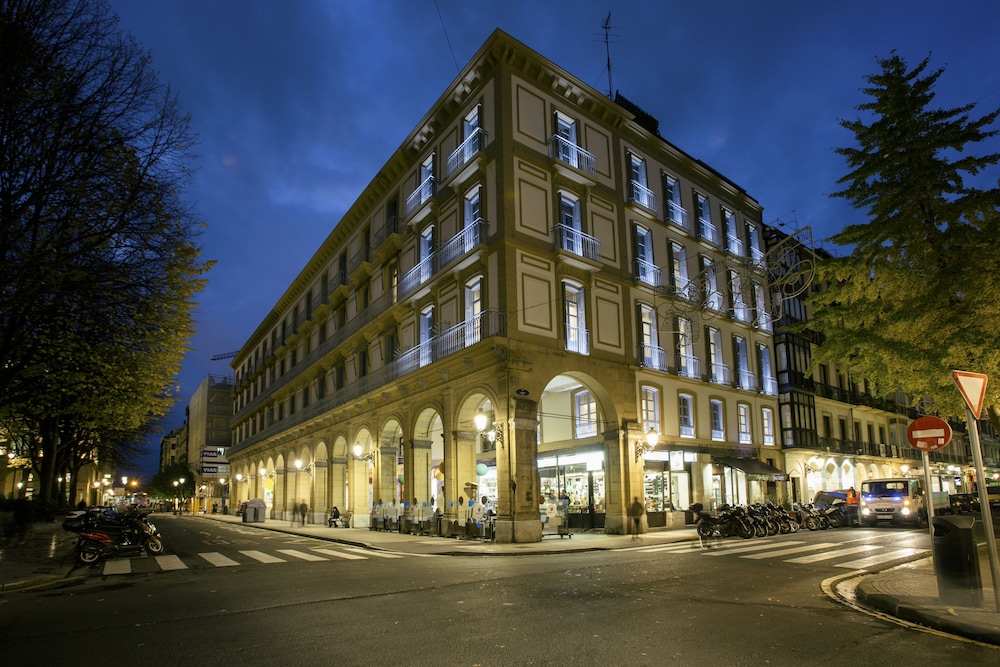 Pensi n Plaza Guipuzcoa Rooms in San Sebastian, Spain