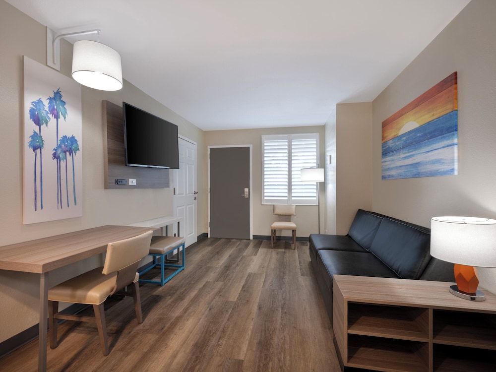 Holiday Inn Resort Orlando Suites Waterpark by IHG - photo 18
