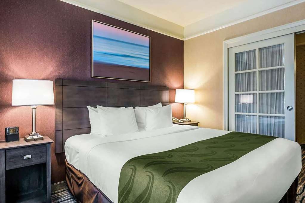 Ramada Suites by Wyndham San Diego - photo 11