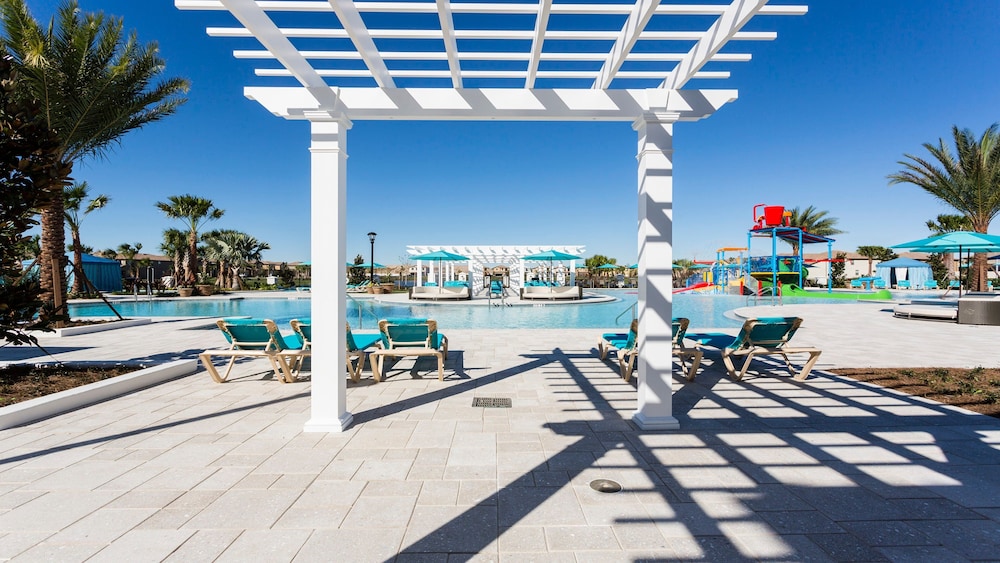 Free Waterpark Access 5br Resort Townhome w Pool - photo 24