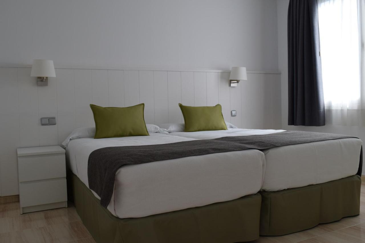 Apartamentos Hotel Parque in Las Palmas De Gran Canaria, Spain