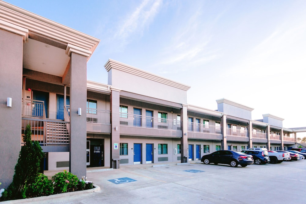 Express Inn Spring - photo 39