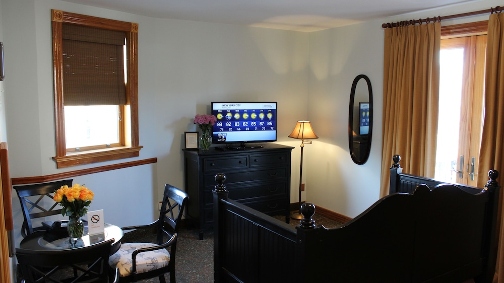 Blue Moon Boutique Hotel - photo 18