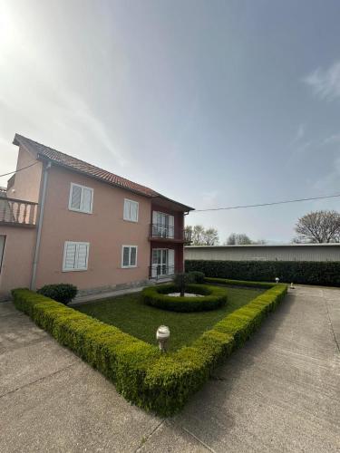 Sara - last minute hotel in Podgorica