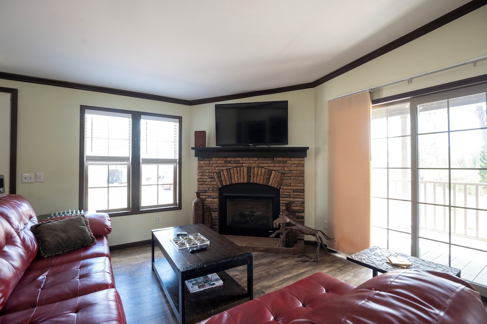 Swan Lake Resort Rentals - photo 116