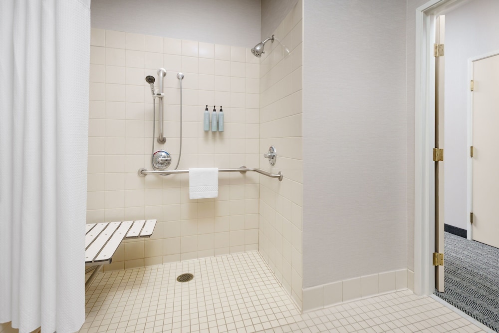 Courtyard by Marriott Sacramento Folsom - photo 21