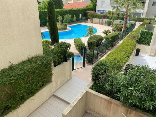 T2 Lumineux 4 Pers Pisc Plag 2min Park Priv Wifi — Saint Raphael