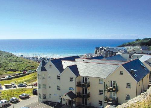 Beachcombers — hotel in Porth