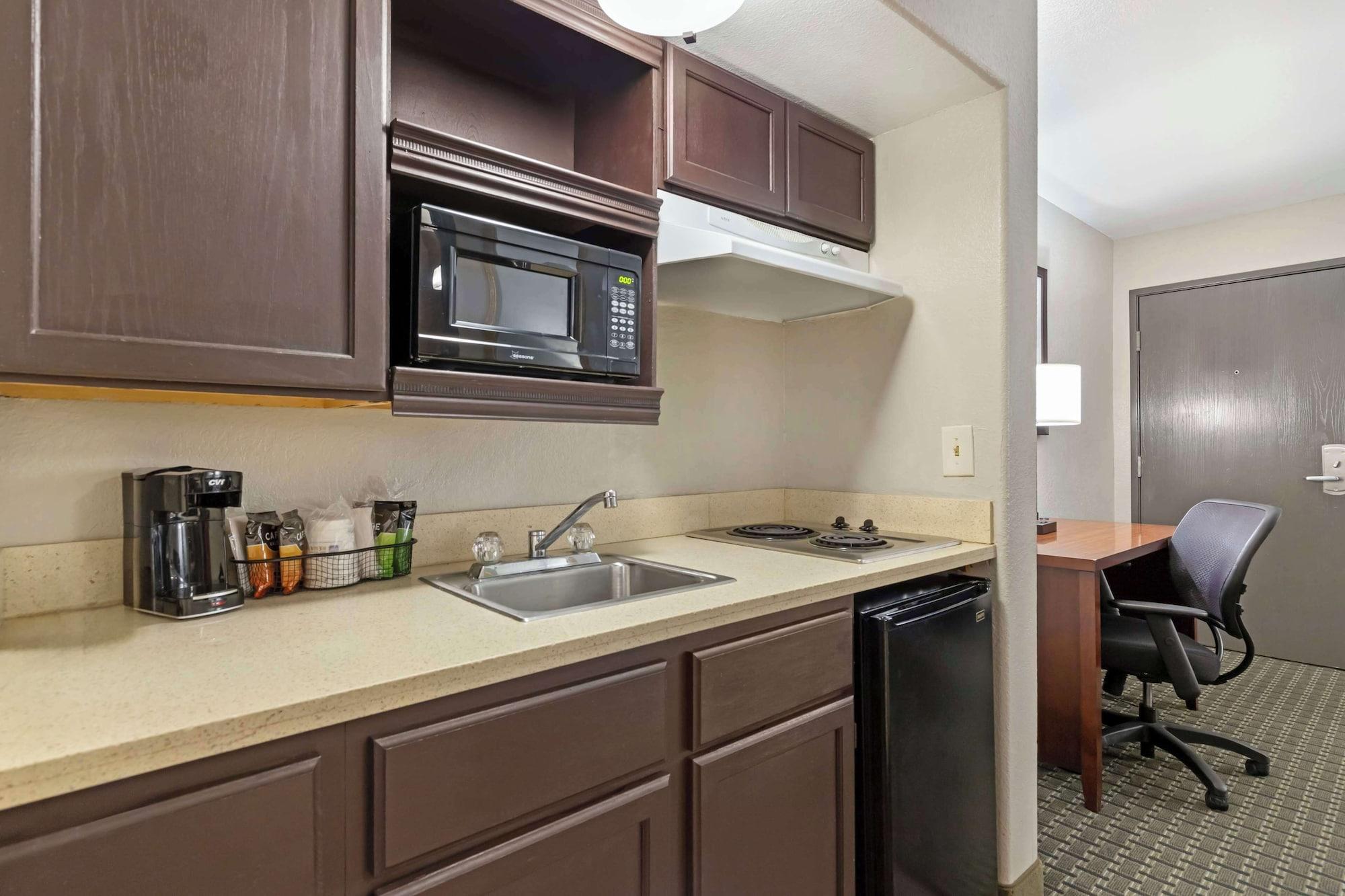 Best Western Northwest Corpus Christi Inn & Suites - photo 30