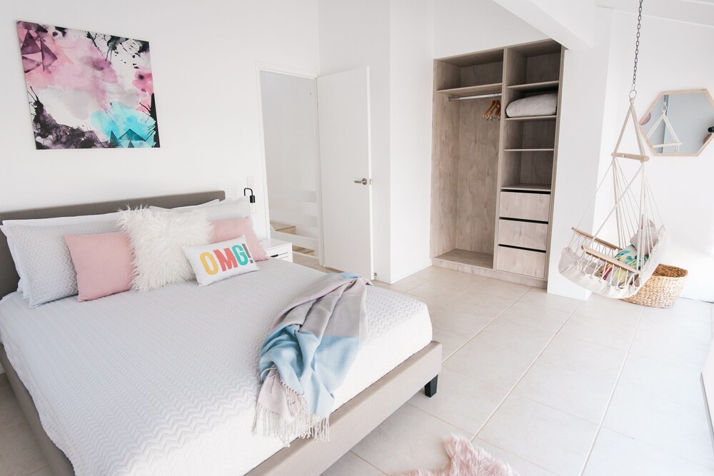 Unit 4 Weyba Lodge Noosa — 4-Star Luxury Hotel in Noosa Heads, Australia