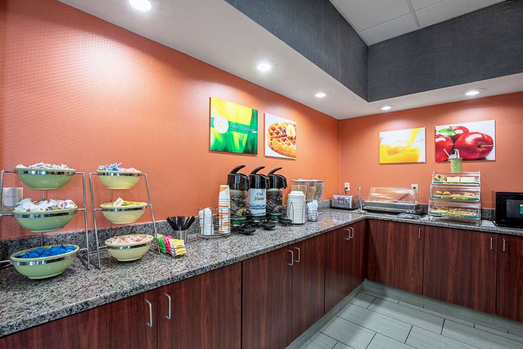 Quality Inn Holly Springs South - photo 27