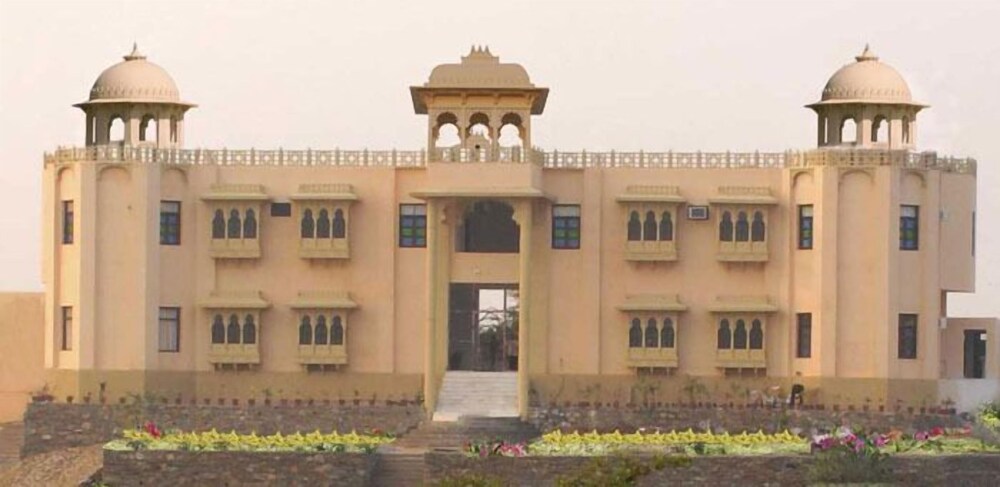 United 21 Royal Resort — Deogarh
