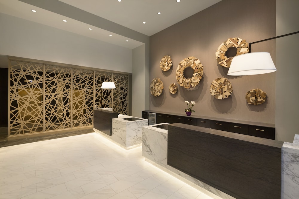 Embassy Suites by Hilton Minneapolis Downtown - photo 6