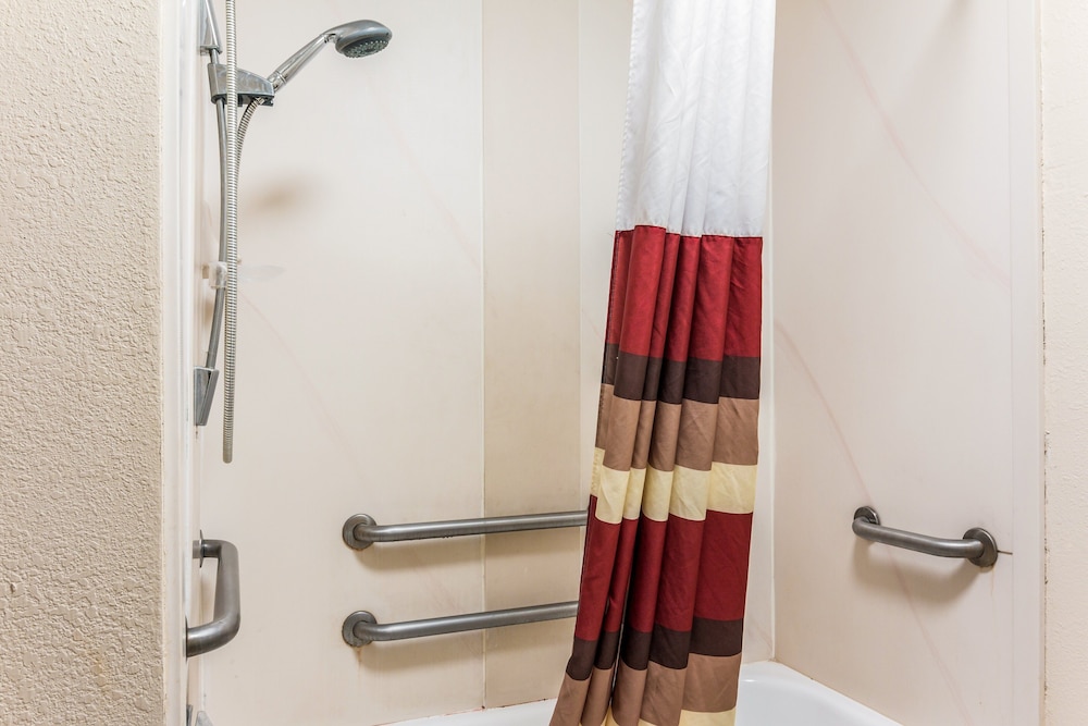 Red Roof Inn Texarkana - photo 22