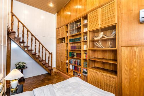 Rustaveli Central ApartHotel