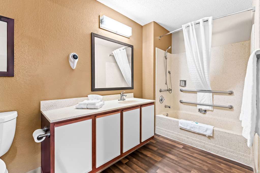 Suburban Studios Macon North - photo 20