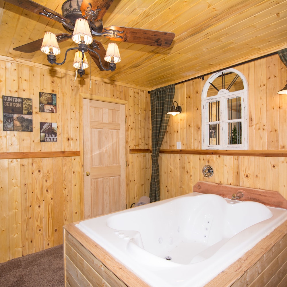 Upper Canyon Inn & Cabins - photo 126