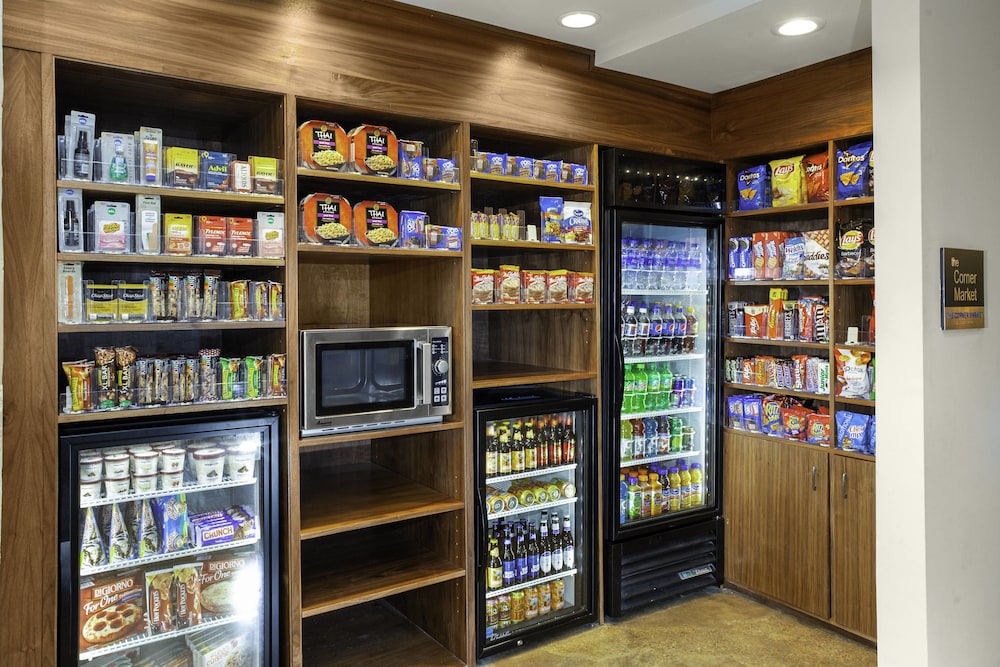 Fairfield Inn & Suites by Marriott Dallas Downtown - photo 17