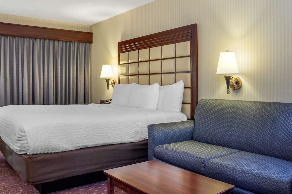 Wintergreen Hotel & Conference Center - photo 23