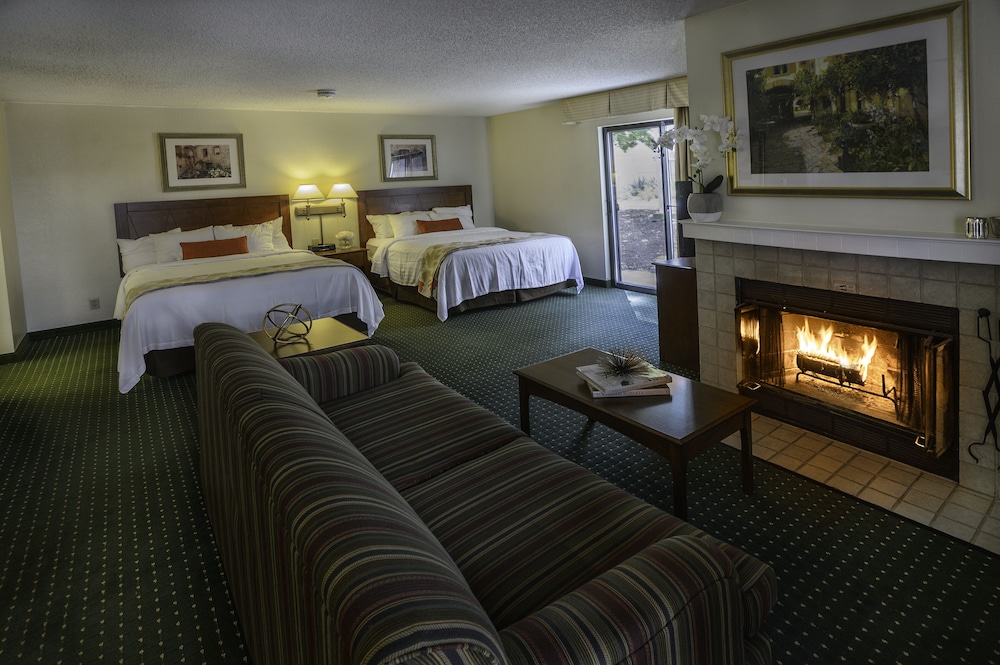 Residences at Daniel Webster - photo 33