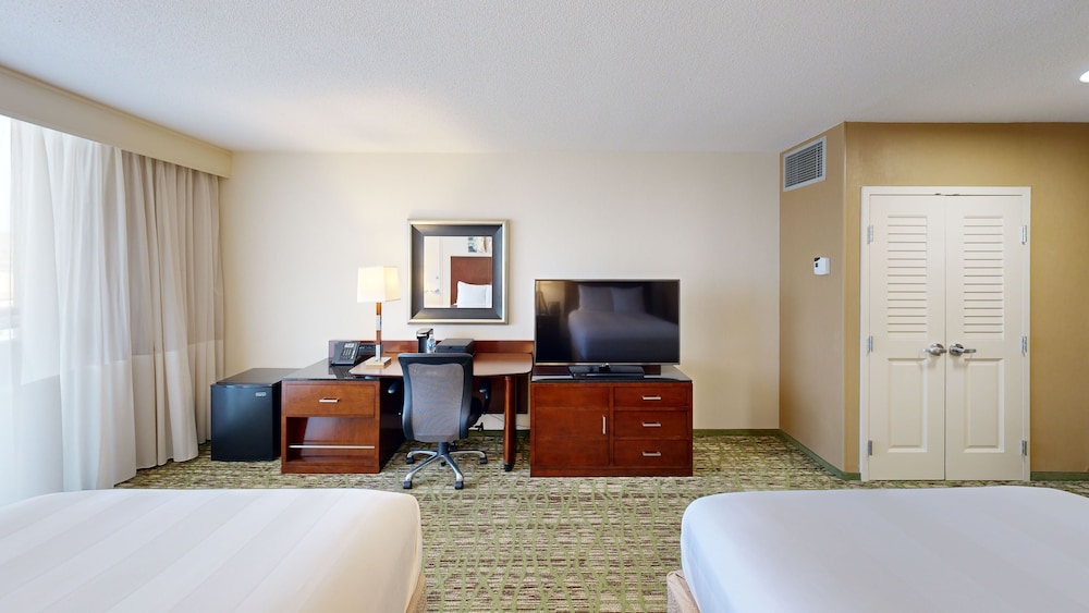 Marriott Chicago O'Hare - photo 21