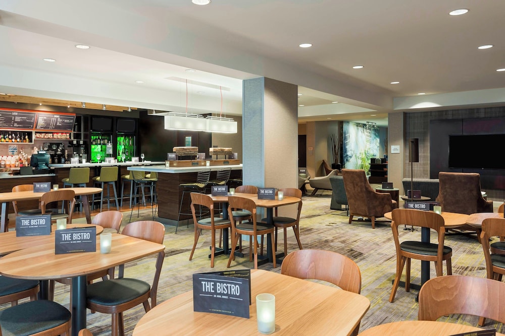Courtyard by Marriott Sarasota Bradenton Airport - photo 18