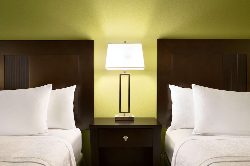 Homewood Suites by Hilton Fort Myers Airport FGCU - photo 10