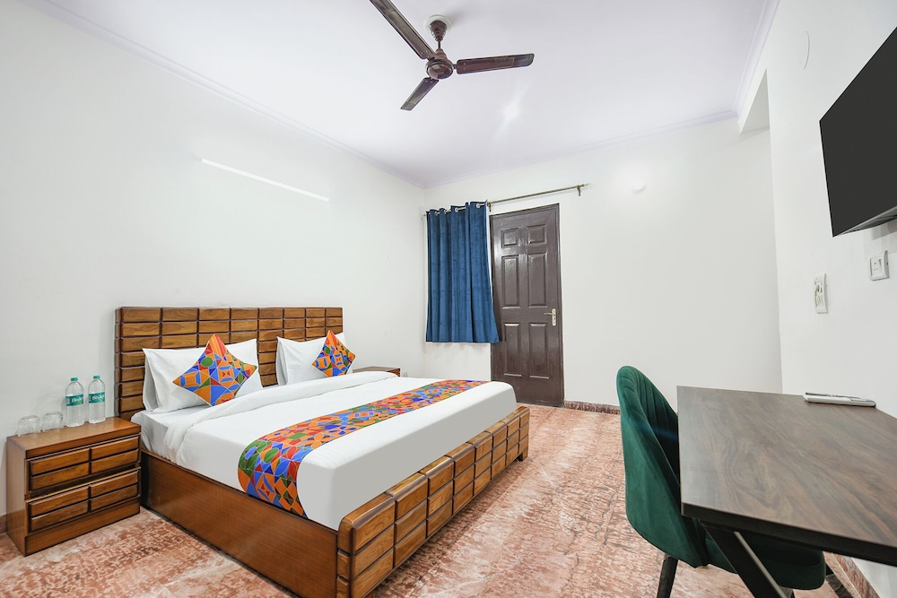 FabHotel Royal Casa